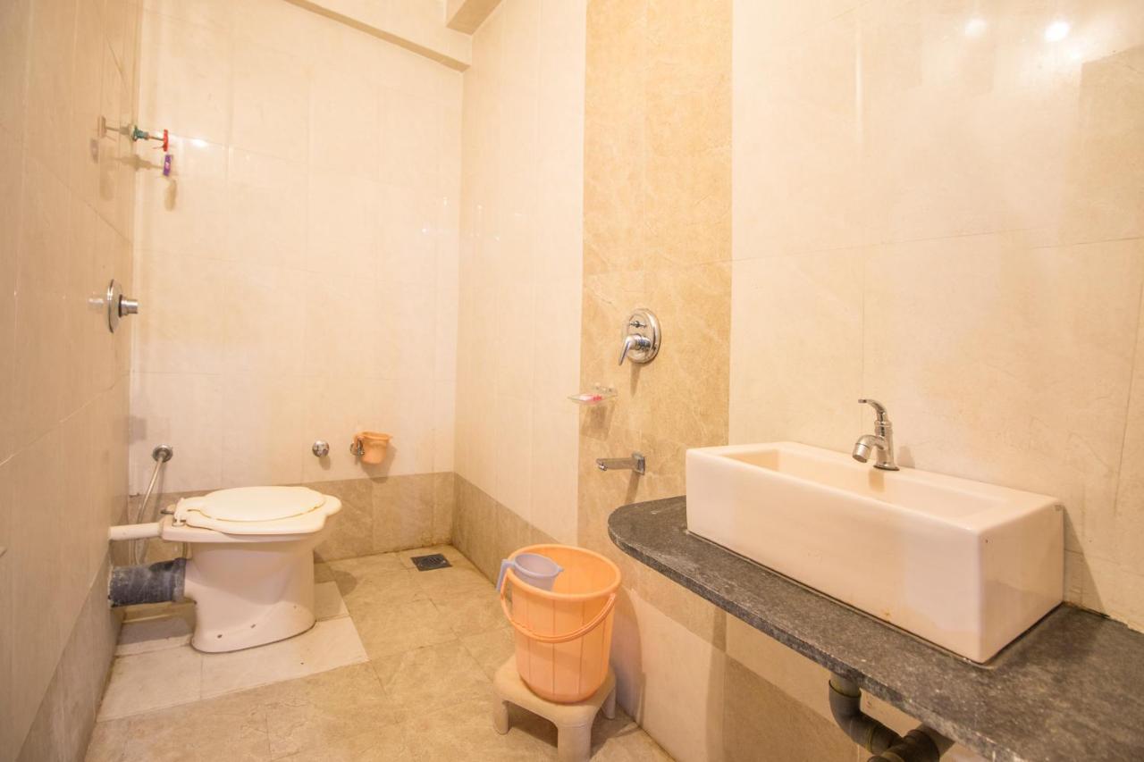 Hotel Yogiraj Palace Shegaon Экстерьер фото